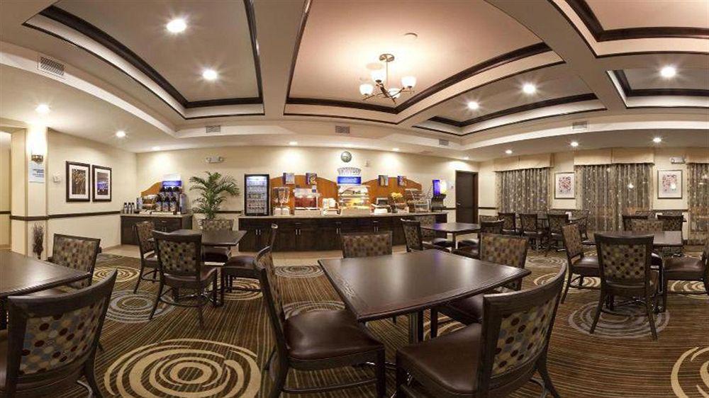 Holiday Inn Express Richfield By Ihg Екстер'єр фото
