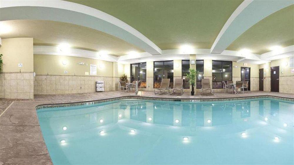 Holiday Inn Express Richfield By Ihg Екстер'єр фото