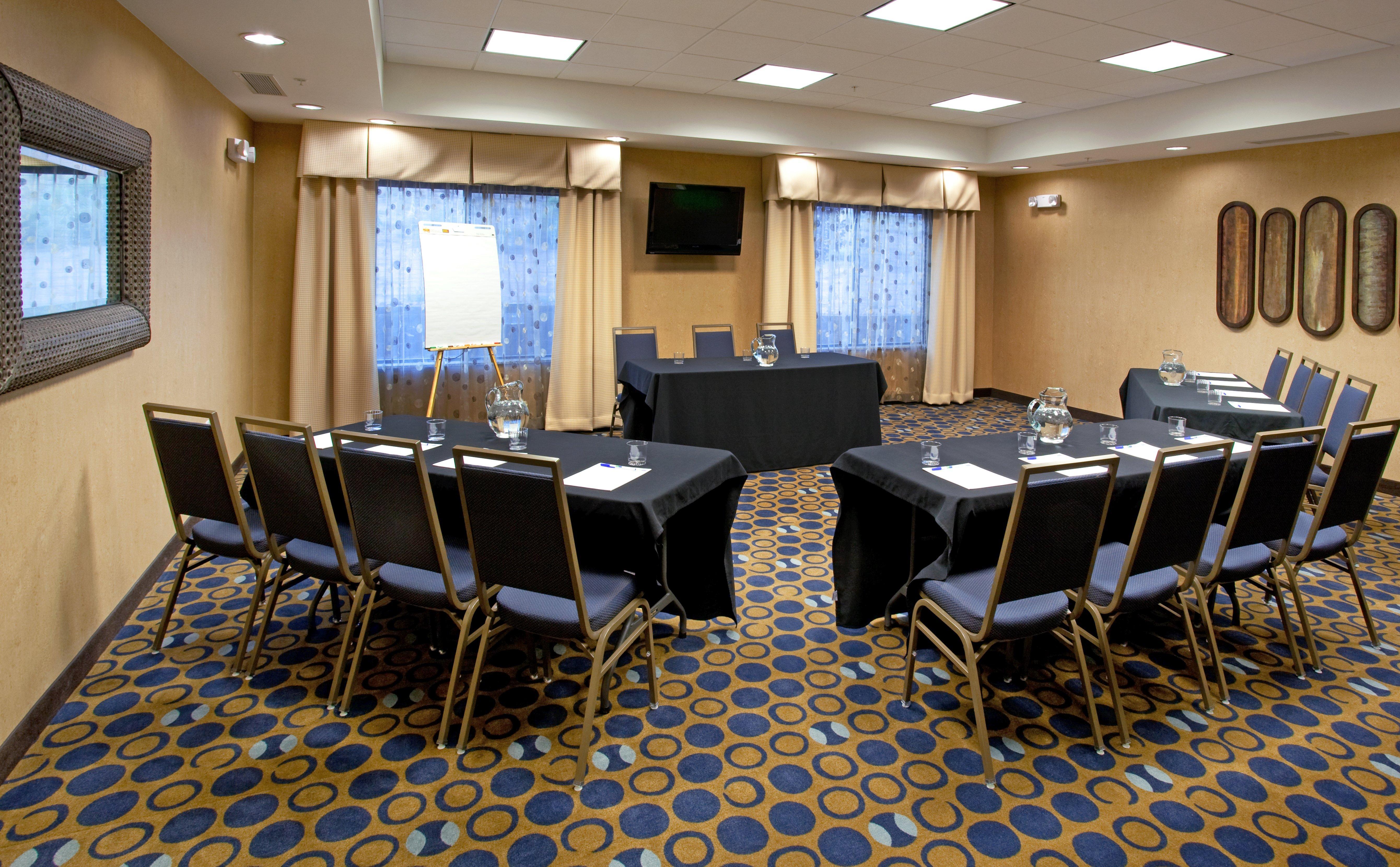 Holiday Inn Express Richfield By Ihg Зручності фото