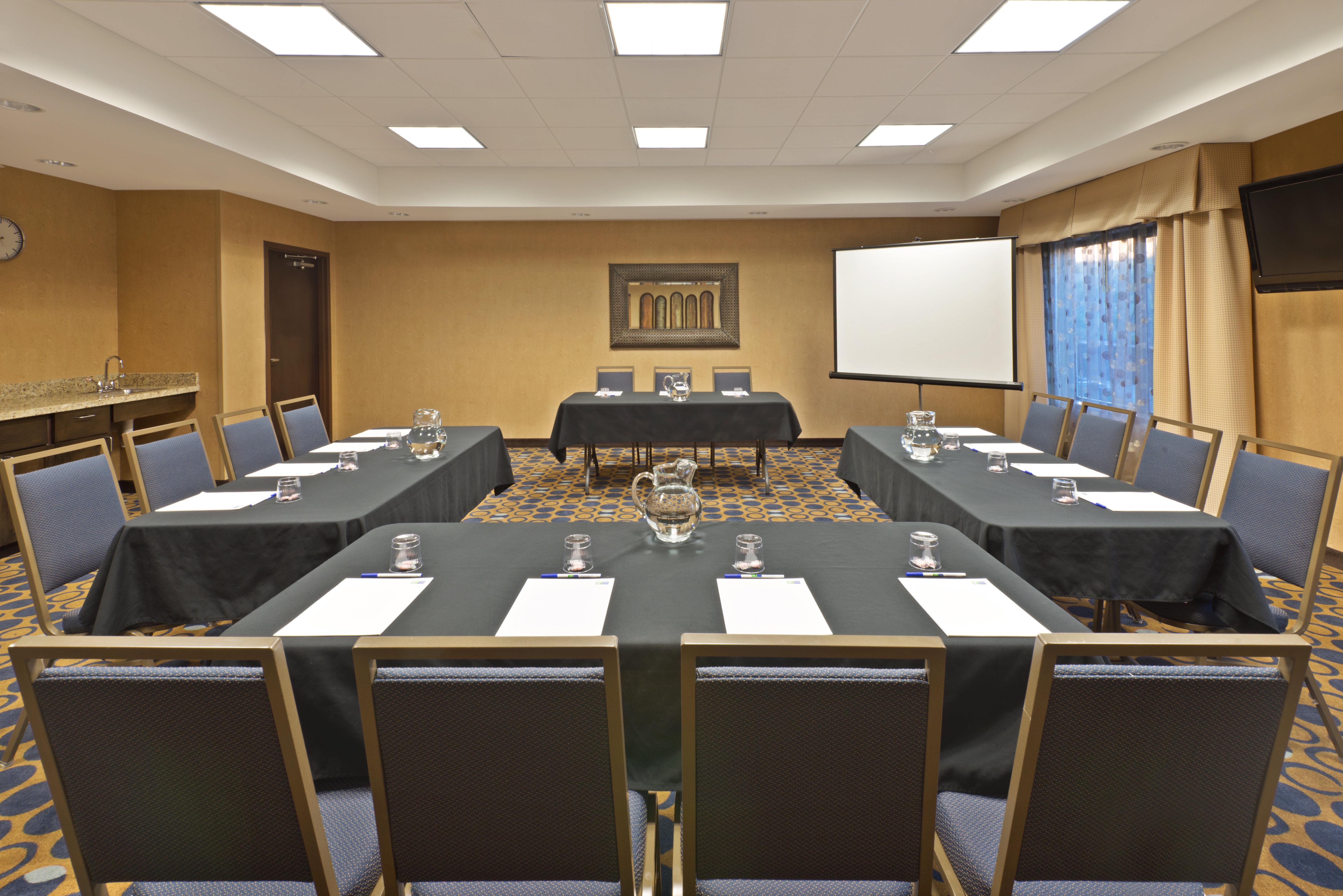 Holiday Inn Express Richfield By Ihg Екстер'єр фото