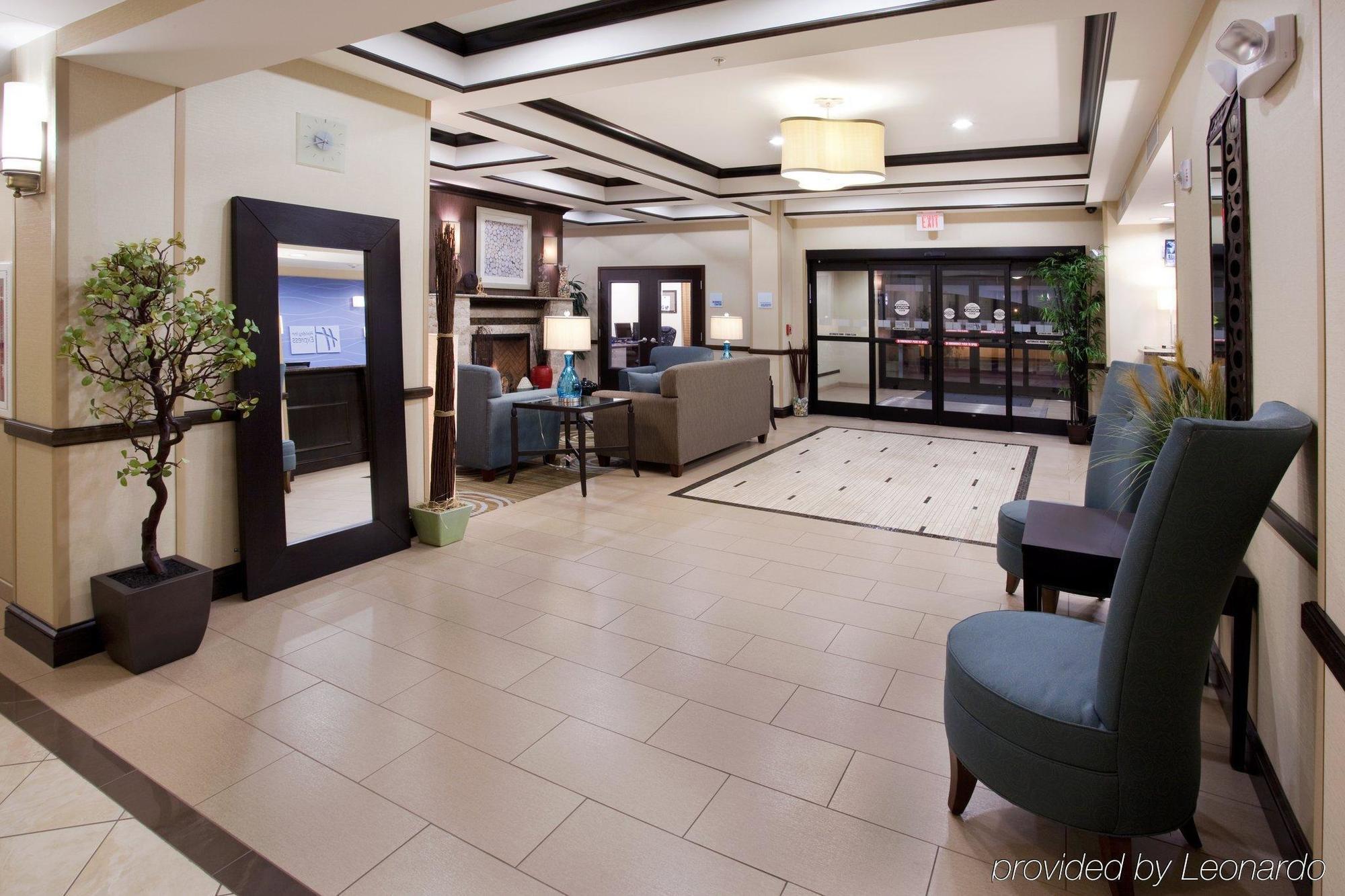 Holiday Inn Express Richfield By Ihg Інтер'єр фото