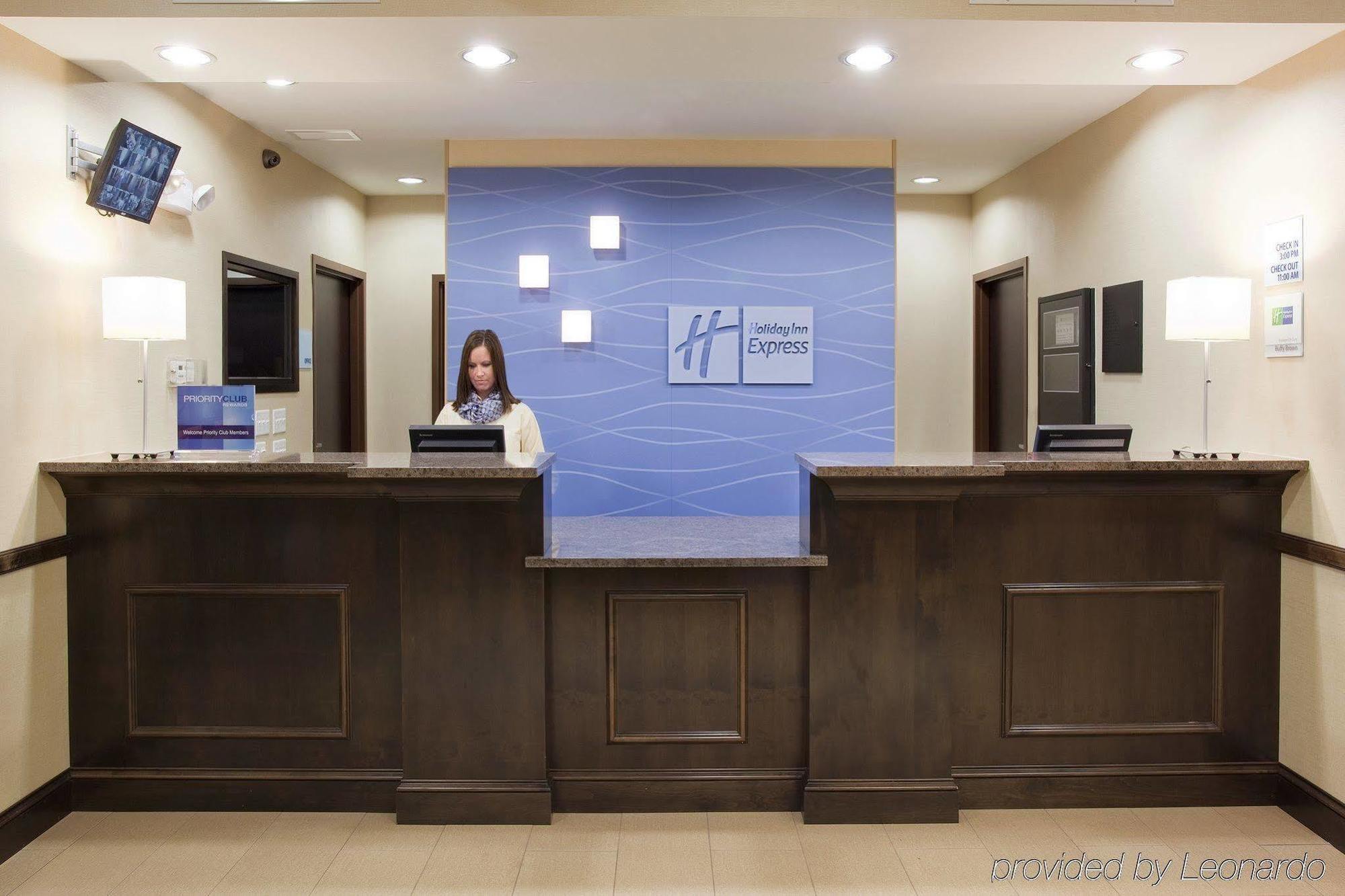 Holiday Inn Express Richfield By Ihg Інтер'єр фото